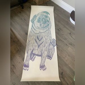 Pug mandala yoga mat